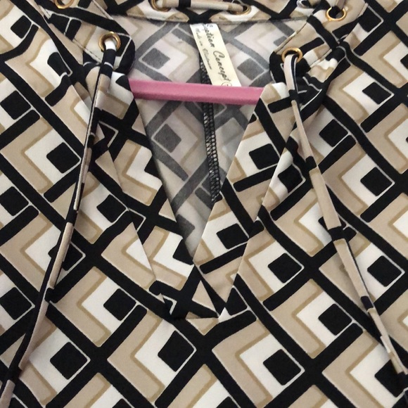 Dress - Picture 4 of 4